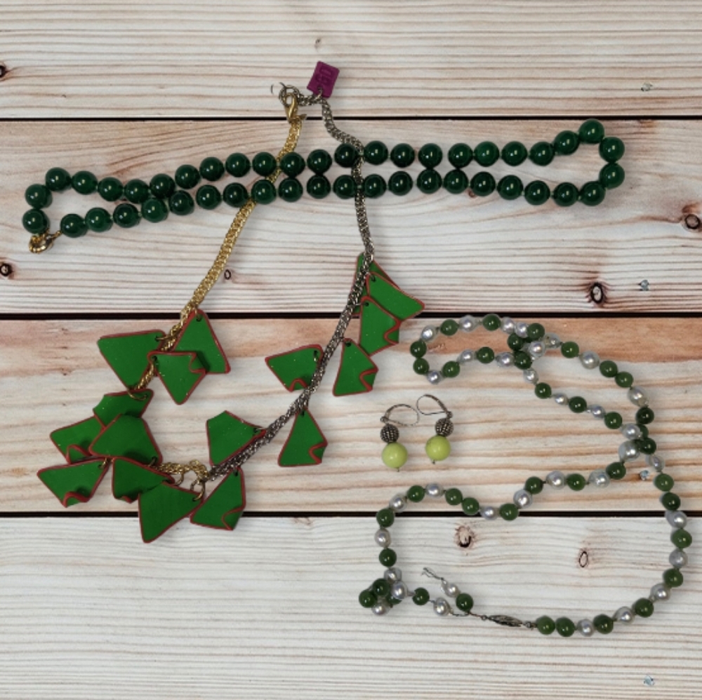#3 Christmas is Near Jewelry Lot